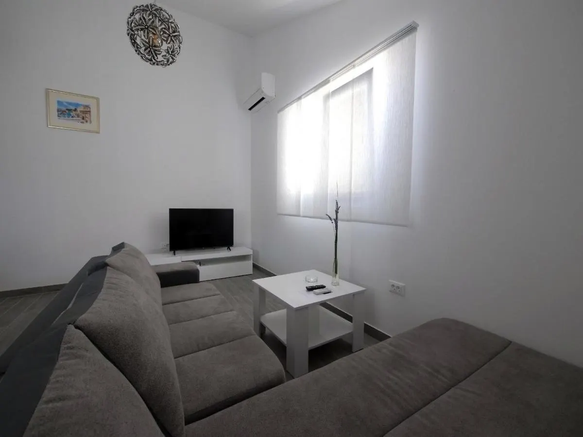 Apartments Maza Zadar