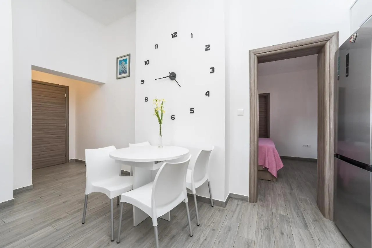 Apartments Maza Zadar